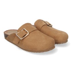 Zuecos planos para mujer cómodos color camel DB-3185
