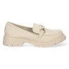 Mocasin plano con detalle metalico mujer color beige