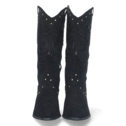 Bota de tacón para mujer comoda con calados y tachuelas