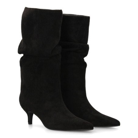 Botas caña arrugada tacón fino de mujer color negro 2513A