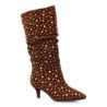 Botas elegantes caña arrugada tachuelas tacón medio de mujer color marron 7543