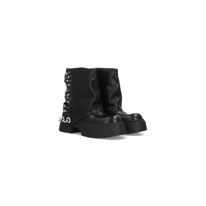 Botas estilo grunge comoda plataforma tachuelas y cadena de mujer color negro K-16